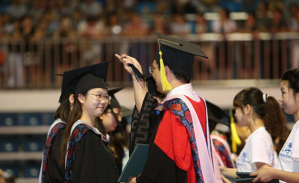 沉睡中的大学生该醒了，2019年，5.5万名本科生没获得学位证书