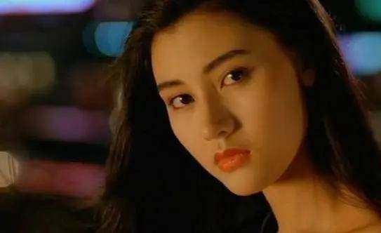 李嘉欣为进豪门不惜“头破血流”，屡次失败后