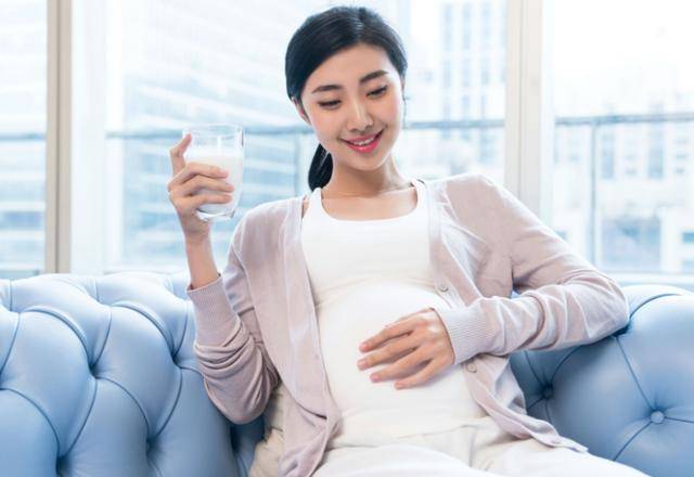 原创孕期补钙很重要，孕妈妈要了解的“补钙指南”，为宝宝健康助力