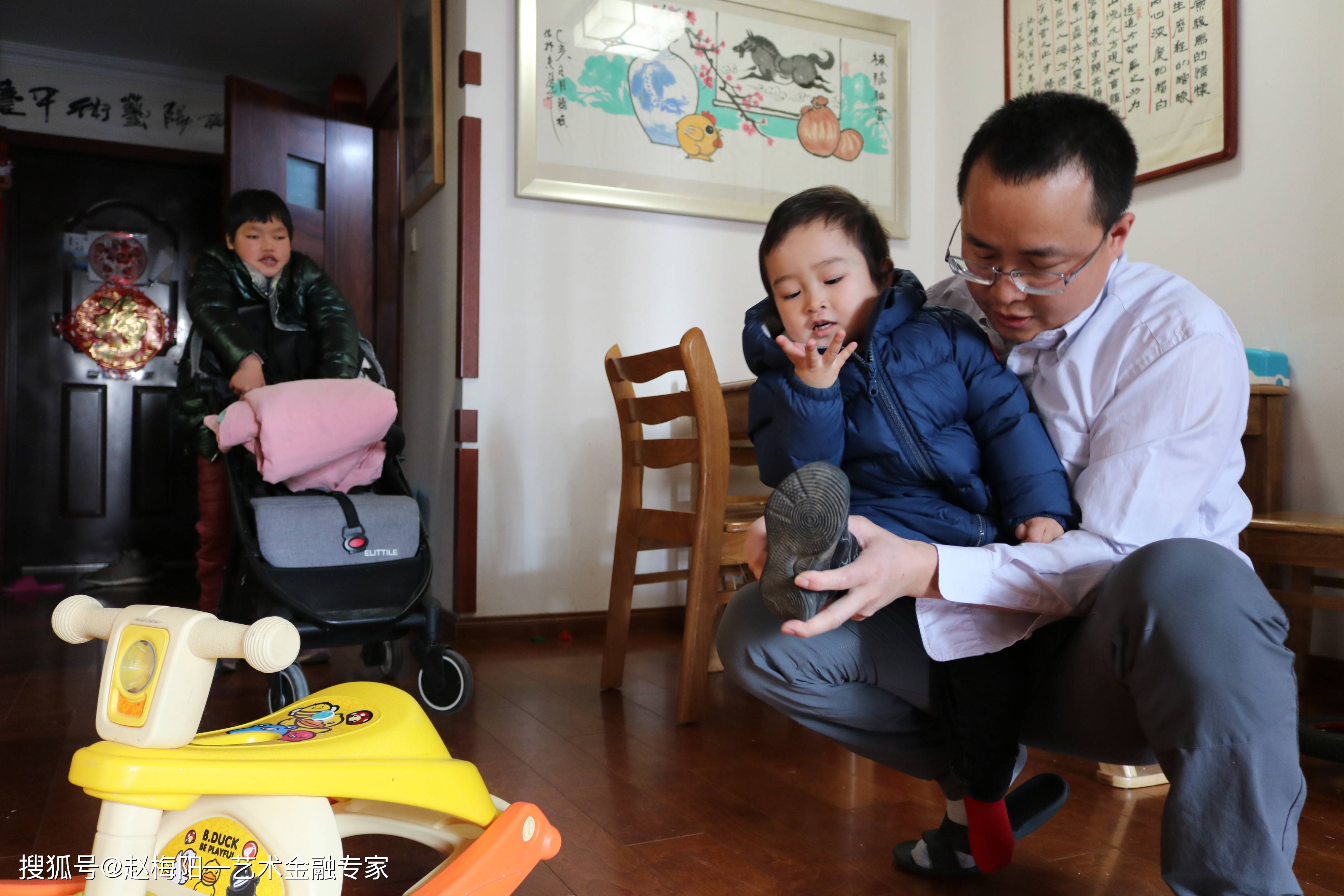 2020年gdp99万亿_冥币图片一万亿(2)