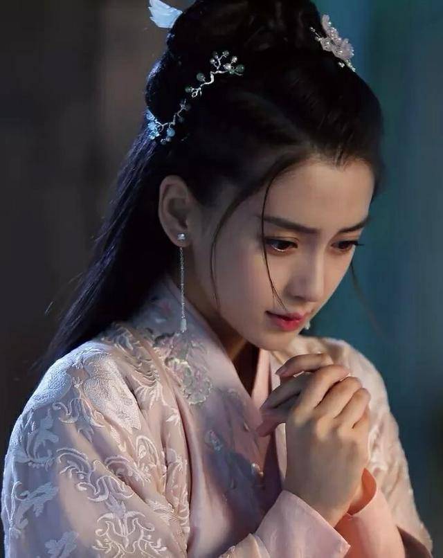 原创影视剧中穿古装最美的女星,杨幂刘亦菲上榜,最后一位像仙女下凡