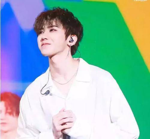 最受喜爱的十大综艺嘉宾，蔡徐坤垫底，周深第