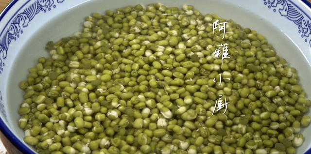 在家怎样生绿豆芽 e89c1f3b59134c9aa0329805b6cfef8a.png