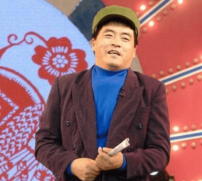 他曾和李咏演春晚小品,当面拒拜赵本山为师,46岁却成潘长江徒弟