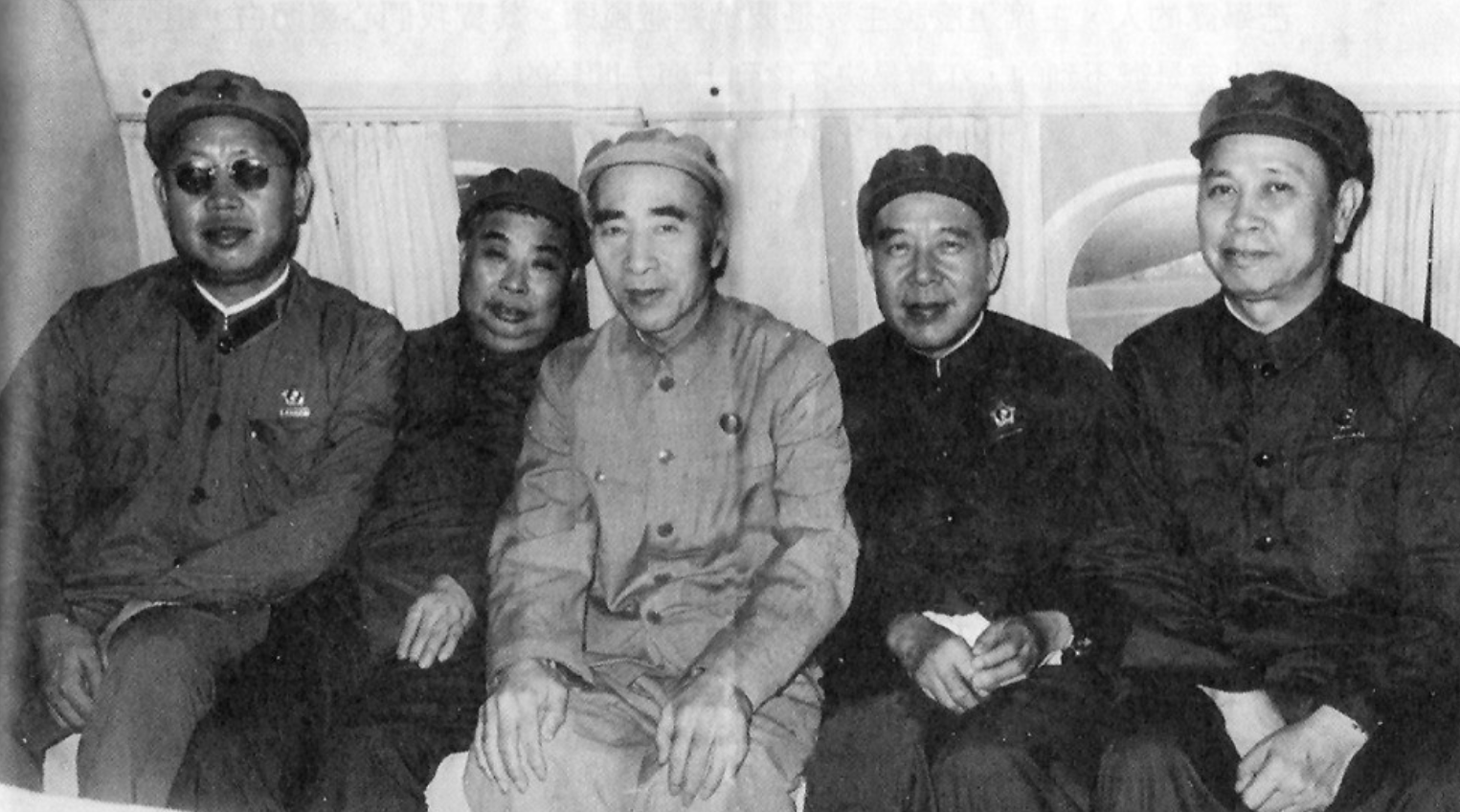 故事传记|开国元帅生病后要住院，上将黄永胜坚决不同意，不让他住