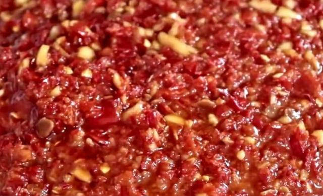 怎样晒干辣椒最好吃 28d4e00c70ce49f2a0f80bfafb7b5bee.jpeg