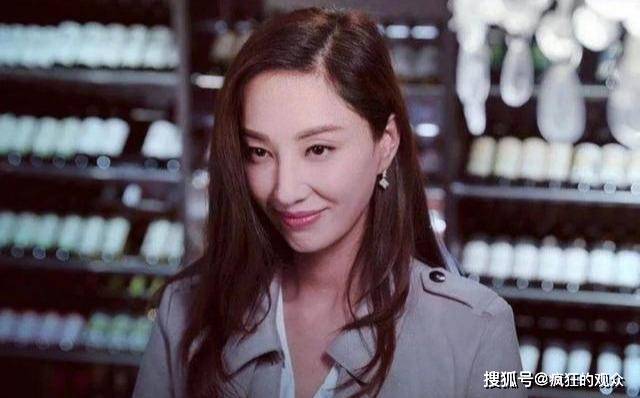 大难不死郑希怡乘风破浪的姐姐里帅出新高度