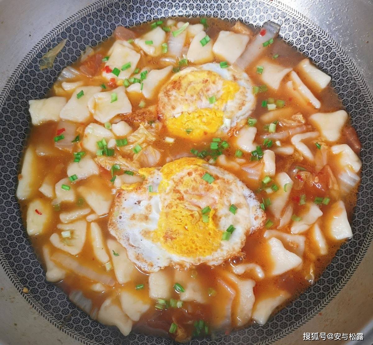 西红柿鸡蛋面片汤,养胃好消化,简单好做又好吃,超快手家常美食