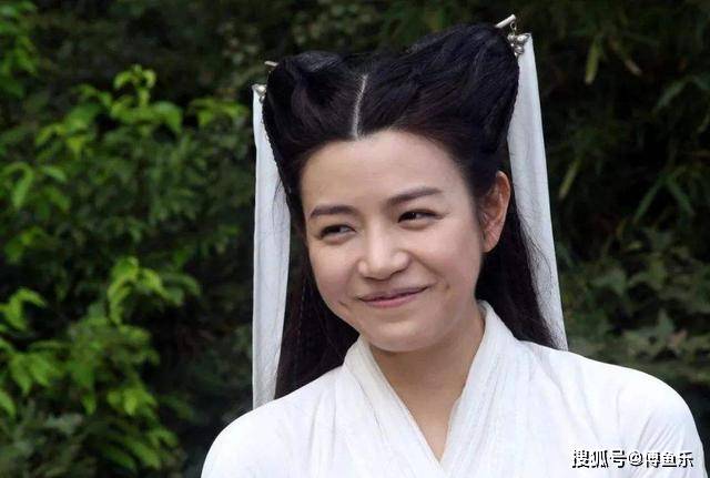 于正夸杨颖小龙女造型，秒删后发文再回应，当