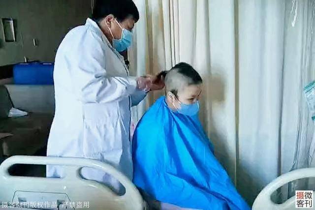 女儿|禁食15天后哭了：妈妈我想出去13岁女孩被剃光头关进“小黑屋”