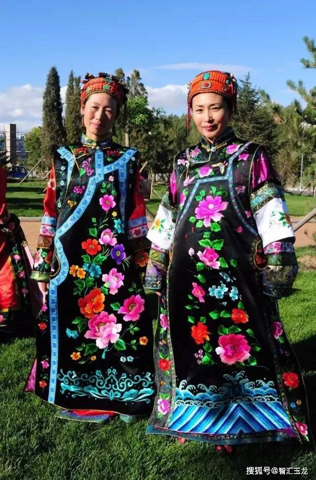 穿越时空的典雅与厚重——指尖上的翁牛特蒙古族刺绣