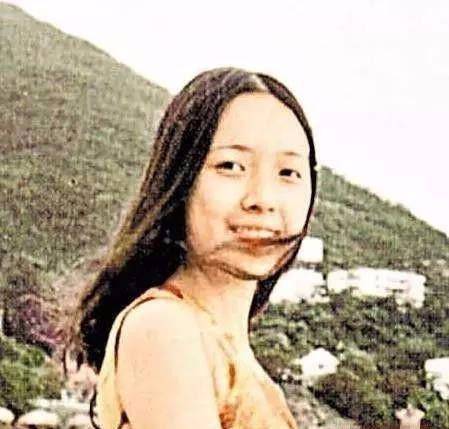 原创悲惨的宝咏琴被刘銮雄情人辱骂前任还曾公开追讨11亿元服务费
