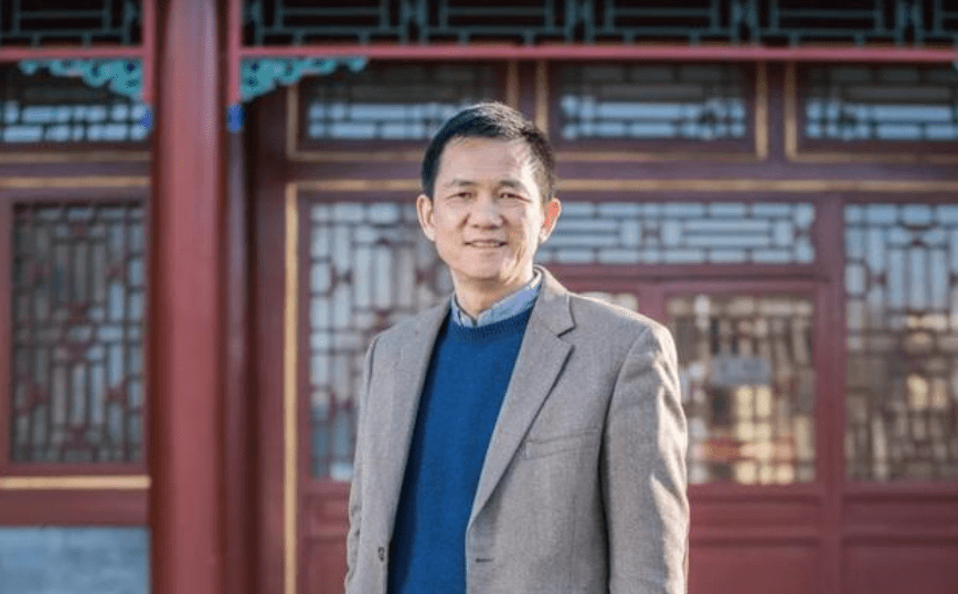 养老金涨得快？专家提议养老金下调，社保分级，你赞成吗？