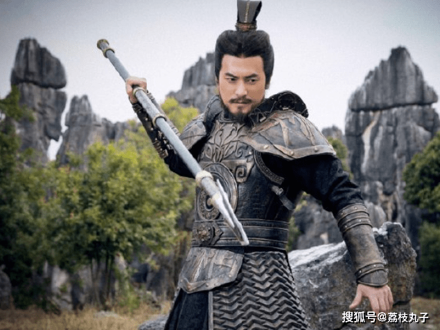 赫子铭效仿潘粤明为儿子庆生博同情，棋差一着口碑难以逆风翻盘