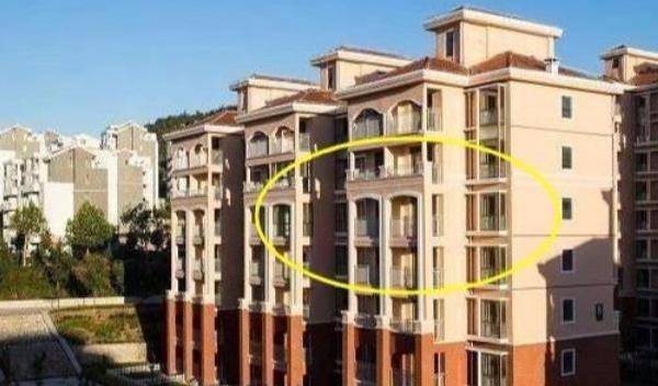 买房买东边户还是西边户风水好 d5b9bf4e26b548159c7d8f707240136c.jpeg