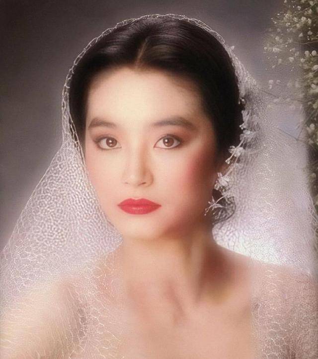 盛世美颜女真实照片合集 d95f542686c0466baca860b7f213e98e.jpeg