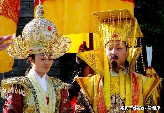 原创段誉的父亲叫段正淳,他却给儿子取名段正兴,网友:是儿还是爹?