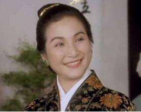 原创国家一级演员，39岁高龄产子后遭丈夫抛弃，今儿子为她挣足面子