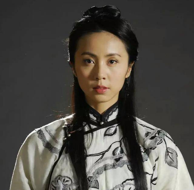 多多■不仅多多总营销,如今孙莉也上假热搜黄磊一家完全变质了