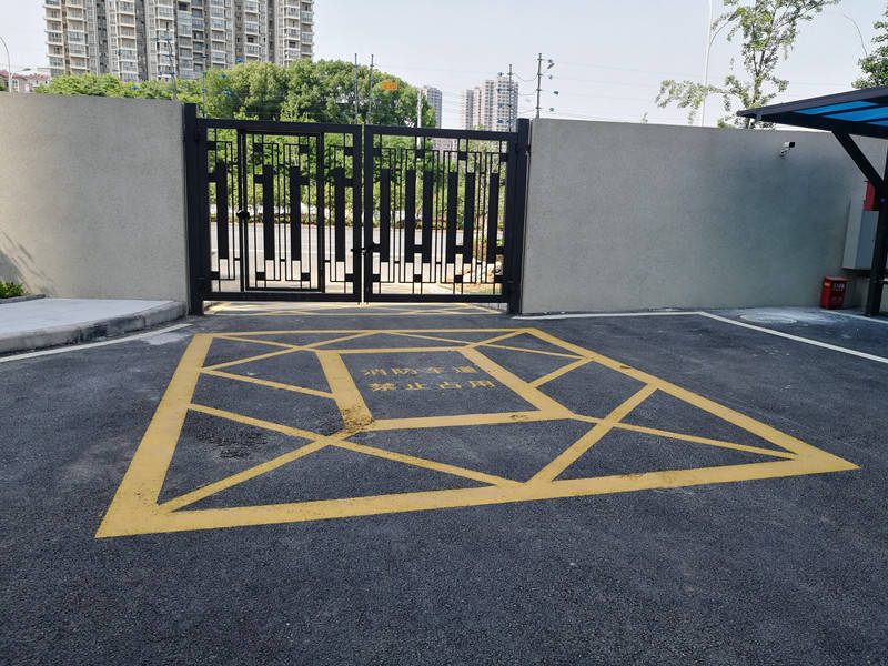 消防通道画上"安全黄线"--鄂州消防全面保障居民"生命