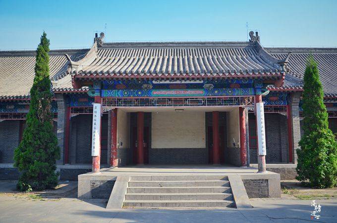 「历史」已有上百年历史,现在成为了景点保定有一所被低估的“高校”