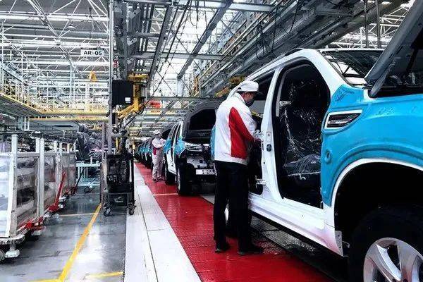 华东|长城新基地或落户华东；超30名众泰员工索债上千万；DB5经典重置版问世