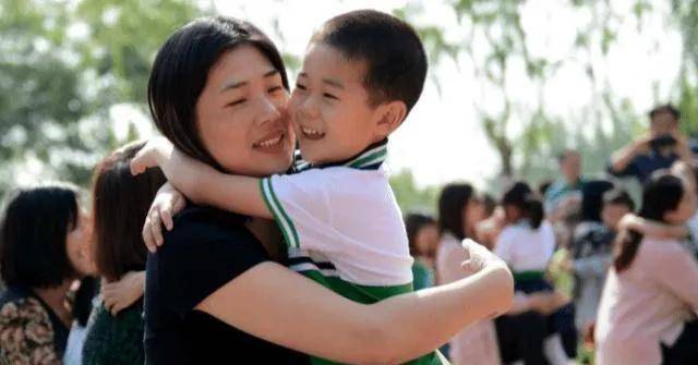 穷养、富养都不如教养：规矩立得对，孩子更出色！