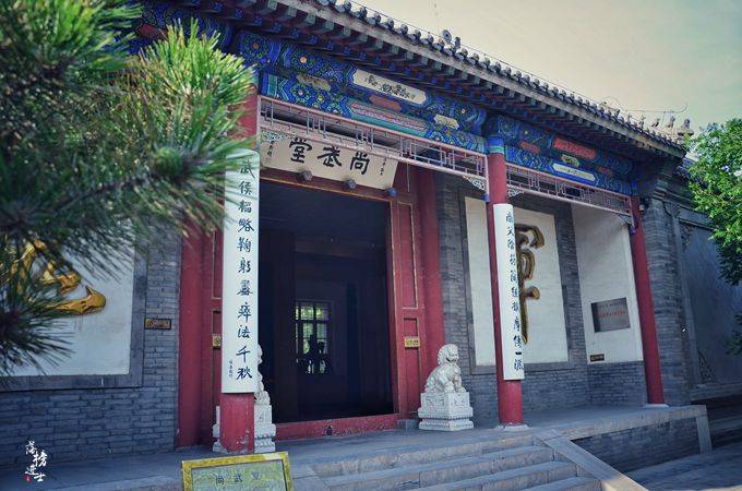 「历史」已有上百年历史,现在成为了景点保定有一所被低估的“高校”