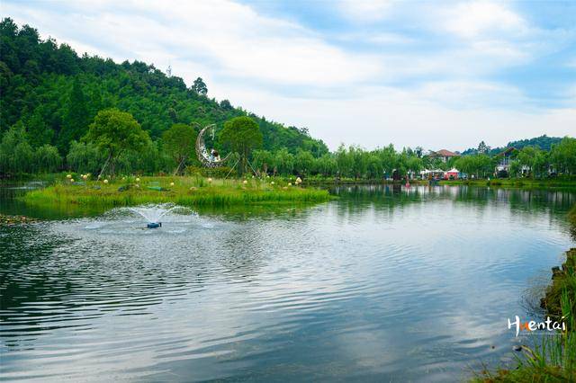 原创绿水青山就是金山银山全国都在挂的宣传标语出自安吉余村