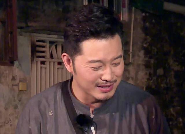 同样是"校草",看了沈腾沙溢毕业前后对比照,不由担心起杨洋来