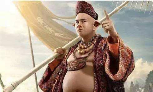 钉耙|九齿钉耙比金箍棒还厉害？八戒平时并非扛在肩上而是藏在这里