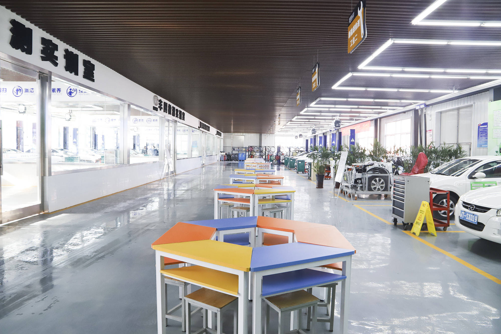 毕业|初中毕业可以去读什么学校，我的自白