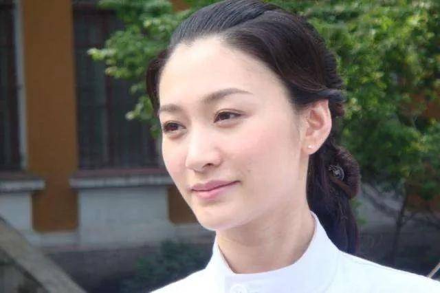 重伤|分手遭威胁，男友被重伤，这段豪门恋让李小冉心惊胆战了10年