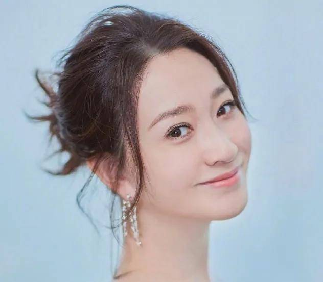 重伤|分手遭威胁，男友被重伤，这段豪门恋让李小冉心惊胆战了10年