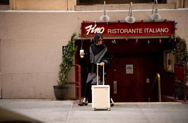 Echolac|这个旅行箱，竟然把李佳琦在直播间玩的“团团转”！