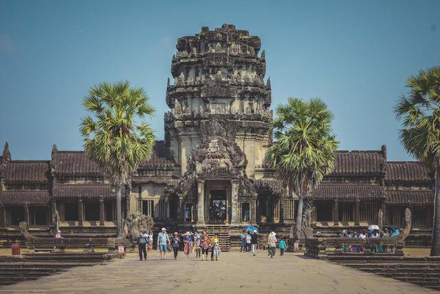 原创被印在国旗上的柬埔寨旅游景点,景区与它同名,被称为东方奇迹