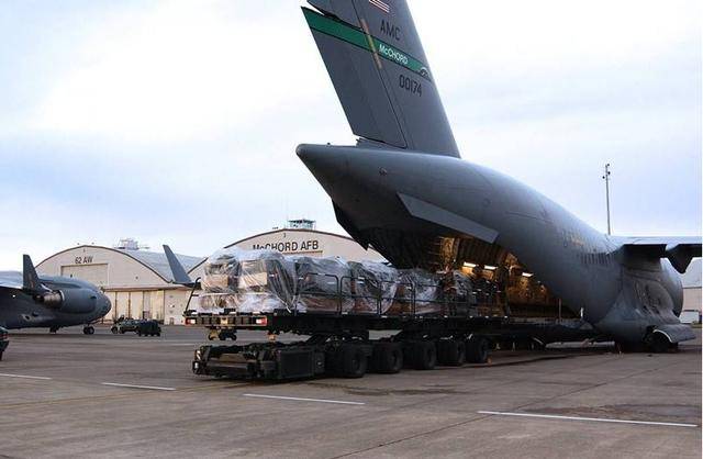 伟大的“空中大力神”:它是现代运输机的“爷