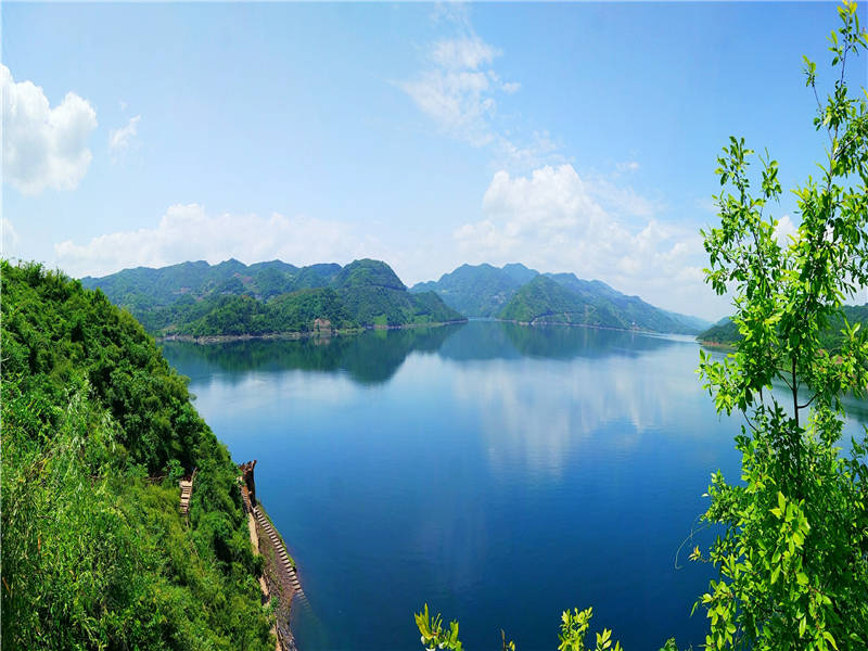 山水美色圣水湖,古韵上庸谈水乡_竹山县