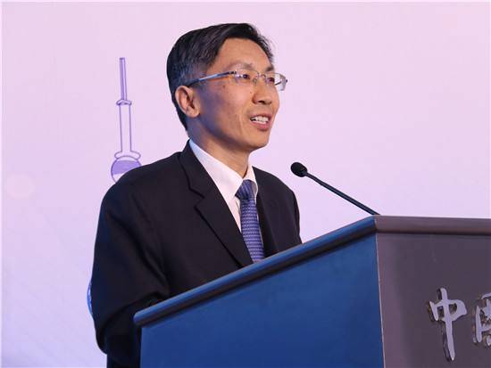 况伟大：房价肯定会持续上涨，限购限贷是控制