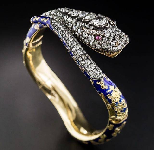 时代|一位女王对于珠宝的喜好，竟然主导了珠宝的发展史