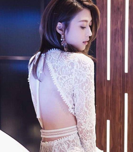 11岁自认花心爱夜蒲，歌手连诗雅靠TVB爱情剧，一甩当年夜蒲女称号
