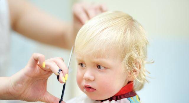 一般多久剪一次头发才正常 98095f594a0e42f9ba1f189be08bb9d7.jpeg