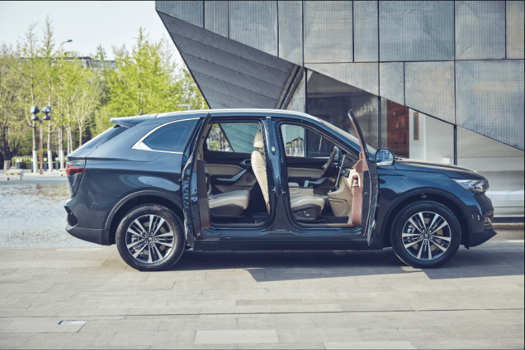 摩托车|“不务正业”造电摩，沈海寅称奇点“好消息将至”，“跳票王”iS6能否上市？