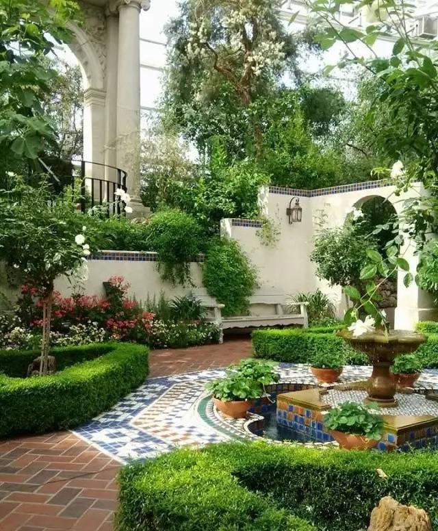 原创67100㎡欧式花园庭院设计让普通土院营造出欧式院落华丽感