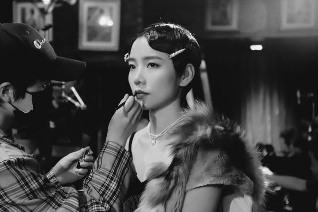 质疑|原创想复活重新加入比赛?她的票数再次被质疑,小作文拉的好感又没了