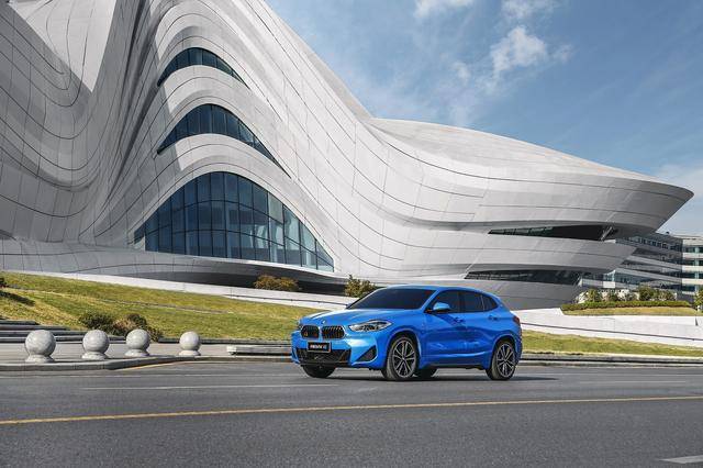 夏天|“怎么躁都型”创新BMW X2助阵《乐队的夏天2》