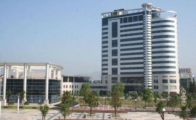 村民|又是别人家的村儿！浙江第1村村民个个月入过万，40年收入翻1550倍