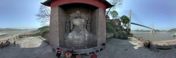 重庆弹子石,有尊一尊石佛,它竟记录着700年前长江的最高水位_大佛