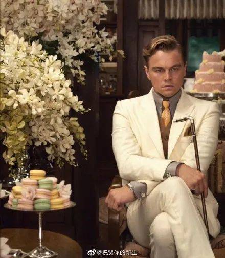 疫情之后，年入40万的金融男没衣服穿了