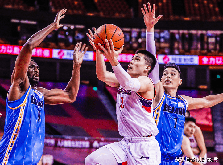 新疆男篮引援最新消息 897cf46a32414661b3a61169030f8182.png